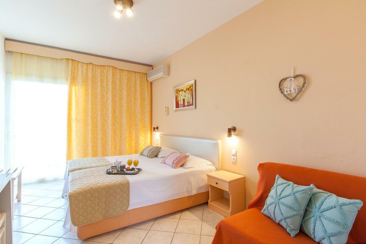 Hotel Rea Megali Ammos  Buitenkant foto