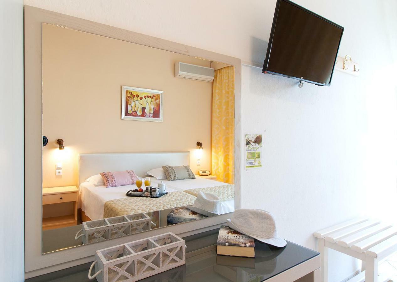 Hotel Rea Megali Ammos  Buitenkant foto