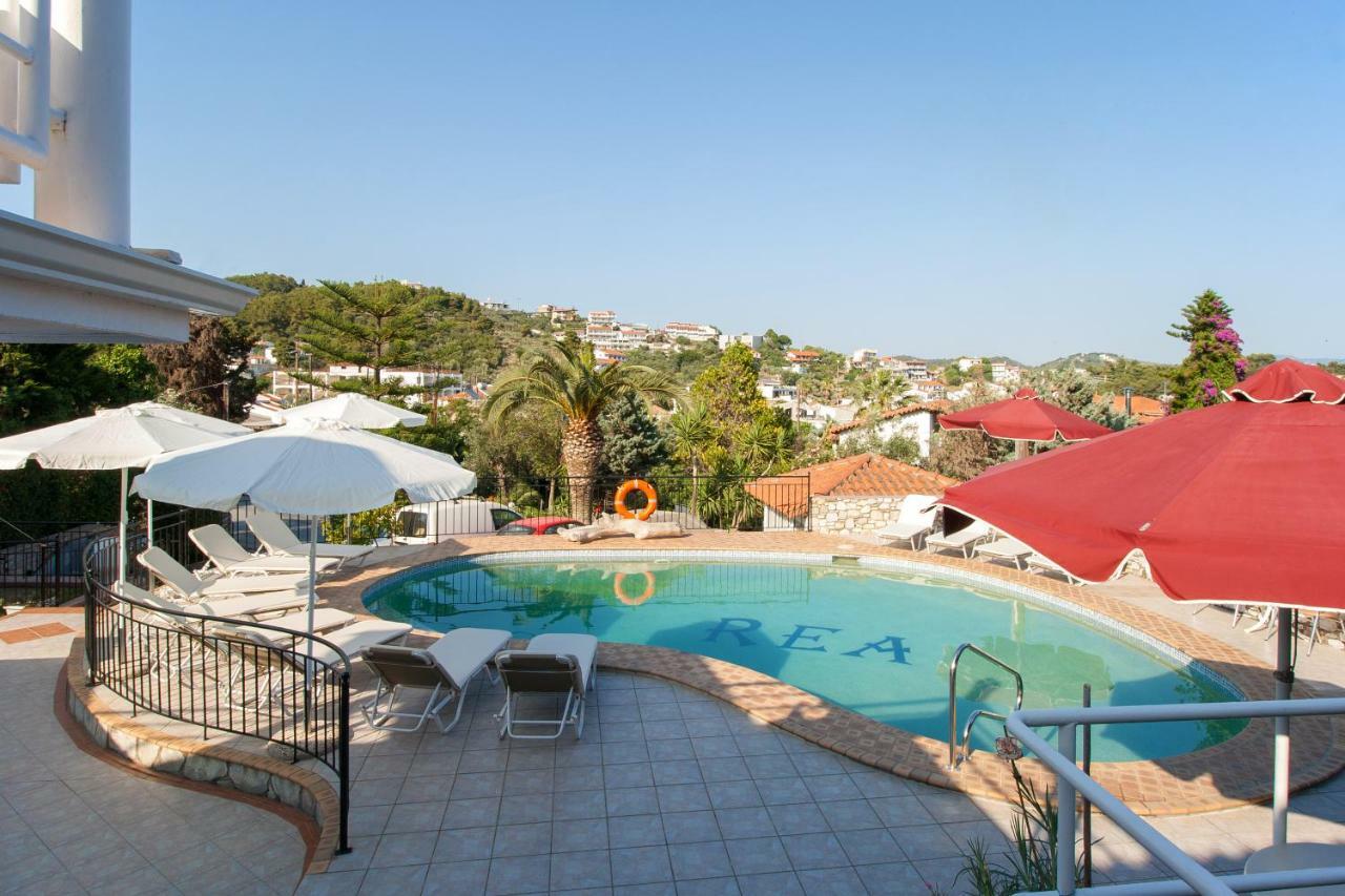 Hotel Rea Megali Ammos  Buitenkant foto