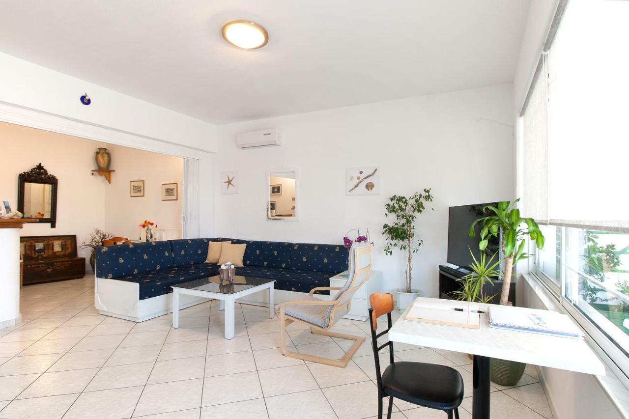 Hotel Rea Megali Ammos  Buitenkant foto