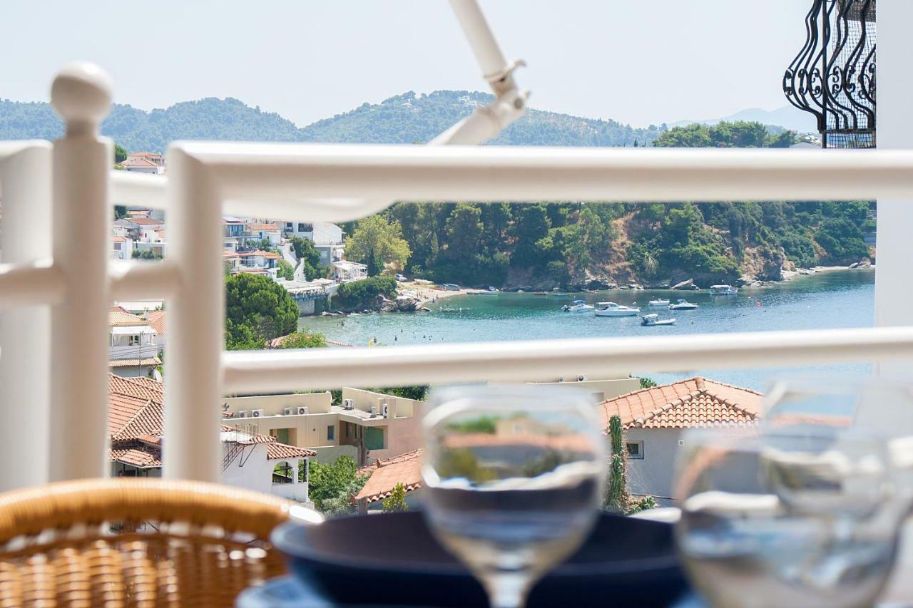 Hotel Rea Megali Ammos  Buitenkant foto